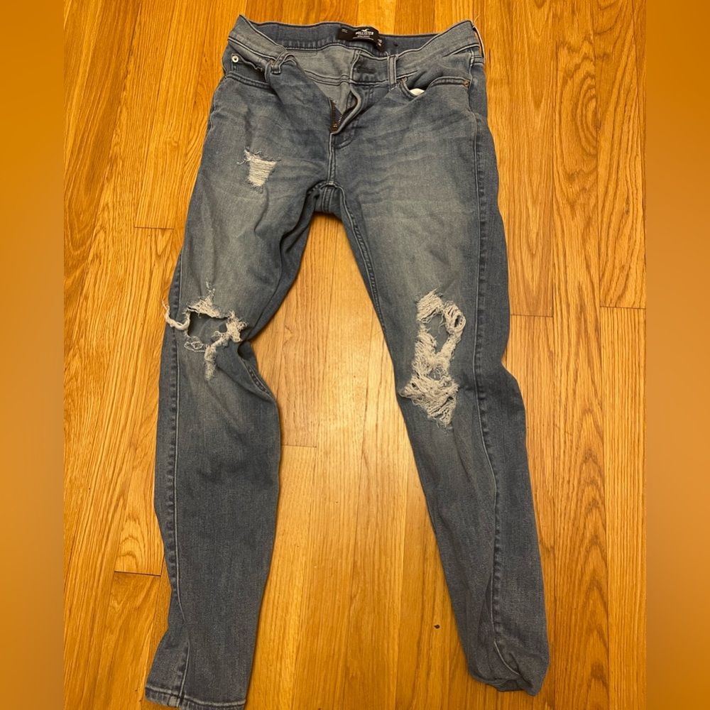 American eagle ripped jeans